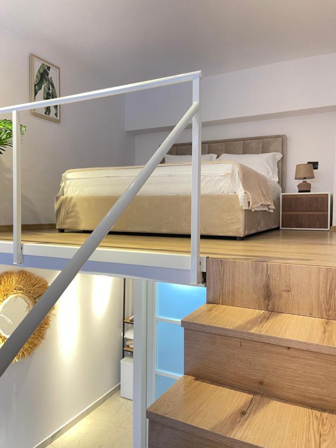 Duplex Lungomare Suites Vlore Ngoại thất bức ảnh