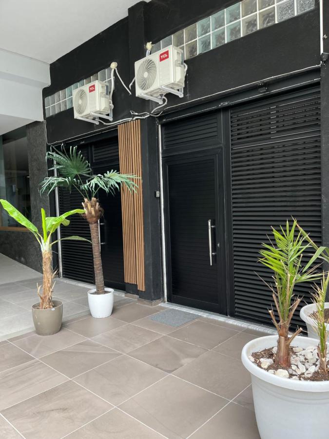 Duplex Lungomare Suites Vlore Ngoại thất bức ảnh