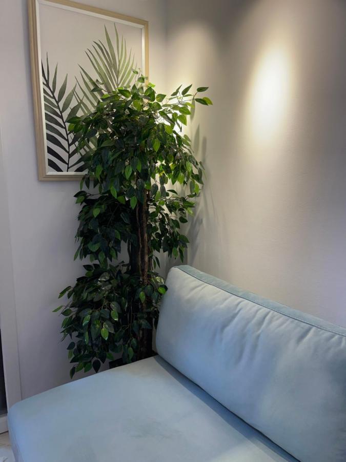 Duplex Lungomare Suites Vlore Ngoại thất bức ảnh